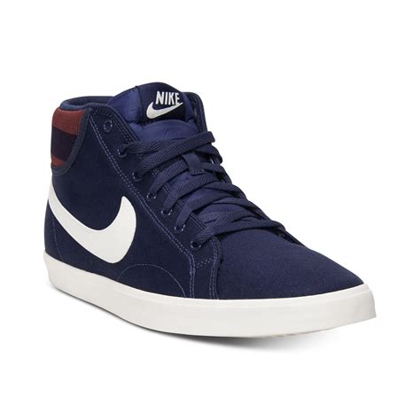 casual nike sneakers for men.